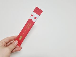 디오르 버닝레드 — 5점을 준 리뷰어가 2022년 3월 올린 사용 사진