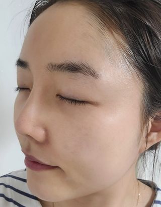 허블룸 콤부차 플랜트바이옴 비건 세럼 & 베지비타민앰플 — 5점을 준 리뷰어가 2021년 3월 올린 사용 사진