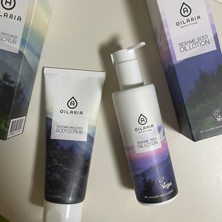 오일아리아 뉴트리 모이스처라이징 세사미 씨드 오일로션 & 데일리 디톡스 세사미 그라운즈 바디스크럽 — 5점을 준 리뷰어가 2023년 9월 올린 사용 사진