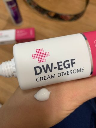 이지듀 DW-EGF 크림 다이브좀_콜라겐이 쏙쏙, 탄력피부로 다이빙 — 5점을 준 리뷰어가 2021년 2월 올린 사용 사진