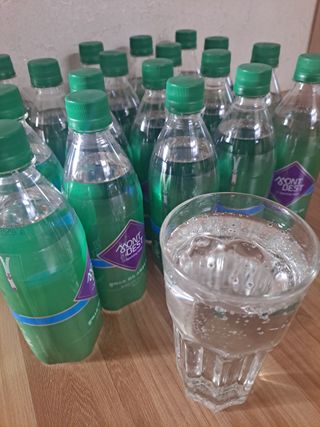 몽베스트 Montbest with Sparkling water Plain 20병 — 5점을 준 리뷰어가 2021년 10월 올린 사용 사진