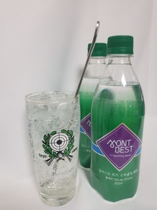 몽베스트 Montbest with Sparkling water Plain 20병 — 5점을 준 리뷰어가 2021년 11월 올린 사용 사진