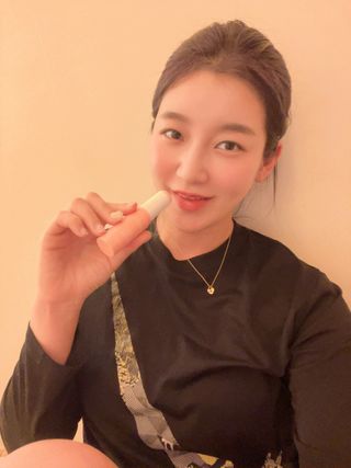 스킨큐어 산다화 카멜리아 안티 링클 멀티밤 — 5점을 준 리뷰어가 2023년 2월 올린 사용 사진