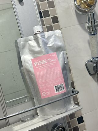 [유니프] 헤어 샤이니 핑크 컬러 트리트먼트 500g — 5점을 준 리뷰어가 2023년 12월 올린 사용 사진