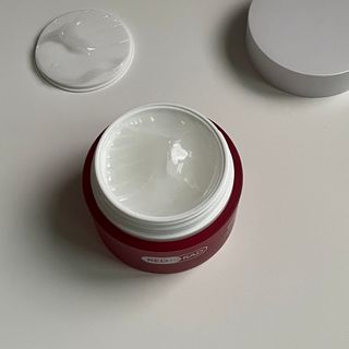 레드투래드 센서티브 슈퍼 크림 50ml — 5점을 준 리뷰어가 2021년 10월 올린 사용 사진