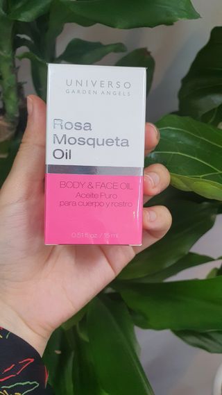 유니베르소 로즈힙 오일 15ml — 4점을 준 리뷰어가 2021년 6월 올린 사용 사진