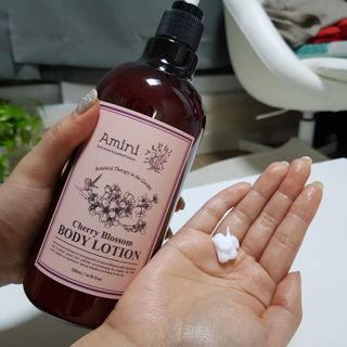 아미니 플라워테라피 바디로션  500ml 시리즈 — 5점을 준 리뷰어가 2021년 1월 올린 사용 사진