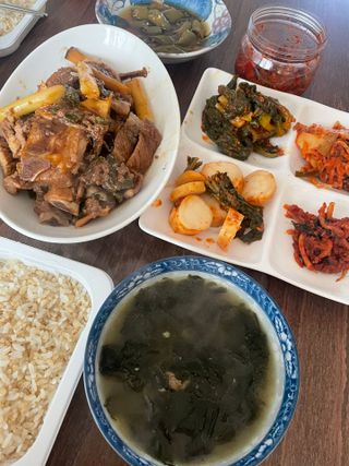 소담스퀘어 상암 통큰오리착한삼겹 1석3조수제양념돼지갈비 — 5점을 준 리뷰어가 2022년 12월 올린 사용 사진