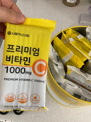 서울약사신협 프리미엄비타민C1000_2.5G x 100포 — 5점을 준 리뷰어가 2021년 5월 올린 사용 사진