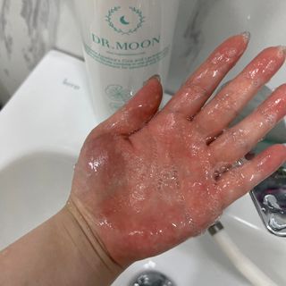 [닥터문] 센텔라 시카케어 화이트머스크 바디워시 1000ml — 4점을 준 리뷰어가 2023년 6월 올린 사용 사진