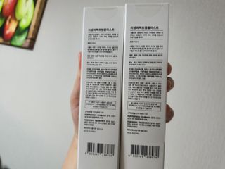 리생 [Re생] 퍼팩트 앰플 이중 기능성 미스트 100ml  피부미백 주름개선 = 총 2개 200ml 증정 — 3점을 준 리뷰어가 2021년 9월 올린 사용 사진