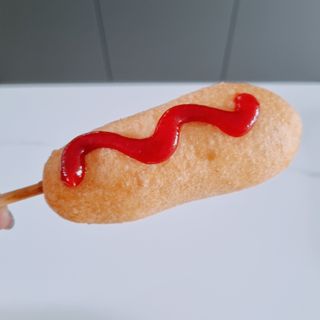 오마뎅 한우핫도그 — 5점을 준 리뷰어가 2021년 5월 올린 사용 사진