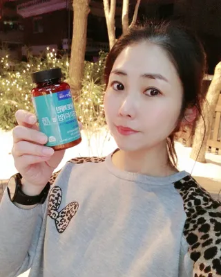 짱스마일 락토페린 프리미엄 정 1000ml x 60정 — 4점을 준 리뷰어가 2022년 12월 올린 사용 사진