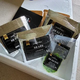 화룽 프리미엄 소고기 와규 mb9고마블 눈꽃살+부채살+등심 선물세트 — 5점을 준 리뷰어가 2022년 5월 올린 사용 사진
