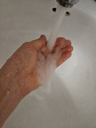 에일리언오더즈 센티드 핸드 앤 바디 워시 290ml (3종 택1) — 5점을 준 리뷰어가 2023년 9월 올린 사용 사진
