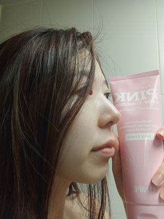 [유니프] 헤어 샤이니 핑크 컬러 트리트먼트240g — 5점을 준 리뷰어가 2023년 11월 올린 사용 사진