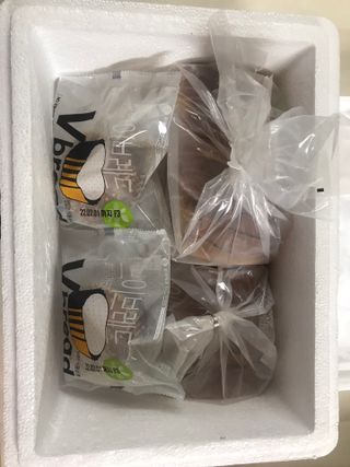 롯데제과 Vbread 포카치아식빵1개 + 미니식빵 1개 + 머핀 2개 세트 — 5점을 준 리뷰어가 2021년 9월 올린 사용 사진