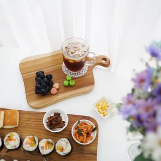 에디터스픽 소소한 티크 원목 도마+핸들형 플레이팅 도마 — 5점을 준 리뷰어가 2021년 9월 올린 사용 사진