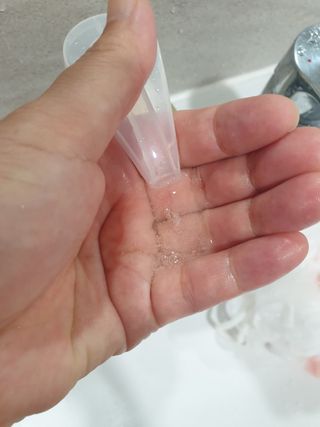 빅그린 니치 퍼퓸 바이옴바디워시 500ml(상탈, 블랙베리&베이, 블랑쉐 3종 중 택1) — 3점을 준 리뷰어가 2022년 7월 올린 사용 사진
