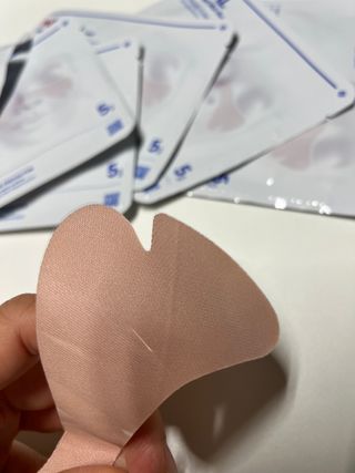 건강누리인터내셔날 닐 하이드로겔 스킨 프로텍터 골프패치 [1BOX=5매입] — 3.5점을 준 리뷰어가 2022년 5월 올린 사용 사진