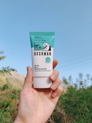 부쉬맨 워터프루프 프로 선크림 50g SPF50+ PA++++ — 4.5점을 준 리뷰어가 2023년 4월 올린 사용 사진