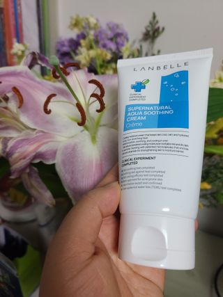랑벨 수퍼내츄럴 아쿠아 수딩 크림 100ml — 5점을 준 리뷰어가 2022년 4월 올린 사용 사진