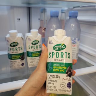 셀렉스스포츠 셀렉스 스포츠 웨이 프로틴 초콜릿 _ 330ml x 12팩 — 5점을 준 리뷰어가 2021년 3월 올린 사용 사진