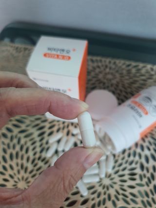 프리마인 성큼다가온 봄, 이너뷰티를 챙겨야 피부도 화사하게, 컨디션도 활기차게. 흡수율을 높인 고효율 비타민. — 5점을 준 리뷰어가 2022년 4월 올린 사용 사진
