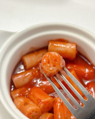 나우  [요리궁리] 매콤달콤 꽃떡볶이 6개입 세트 — 5점을 준 리뷰어가 2025년 1월 올린 사용 사진