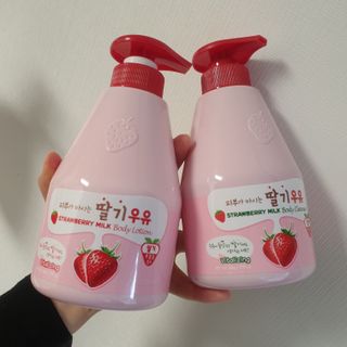 [과일나라] 피부가 마시는 딸기우유 바디클렌저&바디로션 — 5점을 준 리뷰어가 2022년 2월 올린 사용 사진