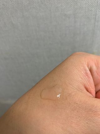 리더스코스메틱 리더스 퍼스트 샷 액티브 에센스 에이지 컨트롤 — 4.5점을 준 리뷰어가 2021년 11월 올린 사용 사진