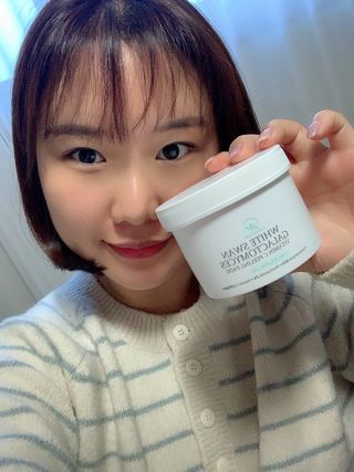 오투에니원 화이트 스완 갈락토미세스 비타민 C 필링 패드 60매 — 5점을 준 리뷰어가 2022년 12월 올린 사용 사진