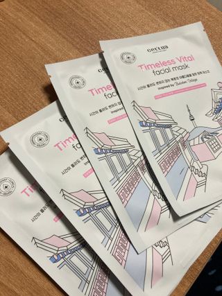세뚜아(Cettua) 나우[세뚜아] 타임리스 바이탈 페이셜 마스크팩  Cettua Timeless  Vital Mask 4매 — 4점을 준 리뷰어가 2024년 3월 올린 사용 사진