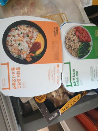 직탁 식단관리 3종 도시락(꼬막 듬뿍 곤드레비빔밥, 알리오올리오 불고기오믈렛, 매콤쭈꾸미 시래기유채밥) — 5점을 준 리뷰어가 2022년 7월 올린 사용 사진