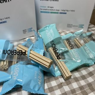 페페로니 2종 세트 클린플러스 덴탈껌 치킨+덕 — 5점을 준 리뷰어가 2021년 8월 올린 사용 사진