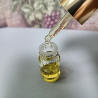 [보히케어] 컨센트레이트 이데베논 7 펩타이드 콤플렉스 앰플 — 5점을 준 리뷰어가 2023년 7월 올린 사용 사진