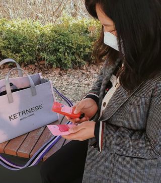 쿤달 BT21 시어버터 앤 마카다미아 퓨어 핸드크림 50ml 7구 기프트 세트 — 4.5점을 준 리뷰어가 2021년 3월 올린 사용 사진