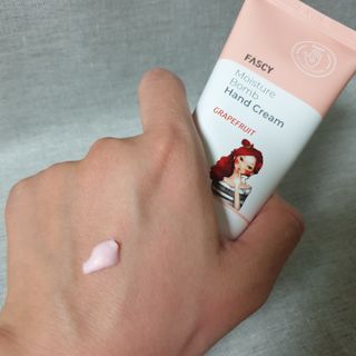 파시 FASCY 高保湿ハンドクリーム40ml+80ml セット — 5점을 준 리뷰어가 2021년 8월 올린 사용 사진