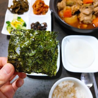 [해림맛김] 들기름에 구운 바삭바삭 김 4종 세트 + 1종 랜덤발송 총5개입 — 5점을 준 리뷰어가 2021년 2월 올린 사용 사진