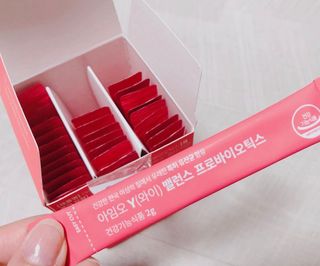 아임오 Y와이 밸런스 프로바이오틱스 30포 — 5점을 준 리뷰어가 2021년 8월 올린 사용 사진