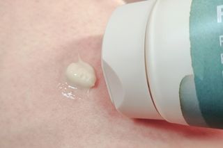 [후르디아] 올리브영 저자극 비건바디로션 — 5점을 준 리뷰어가 2023년 3월 올린 사용 사진