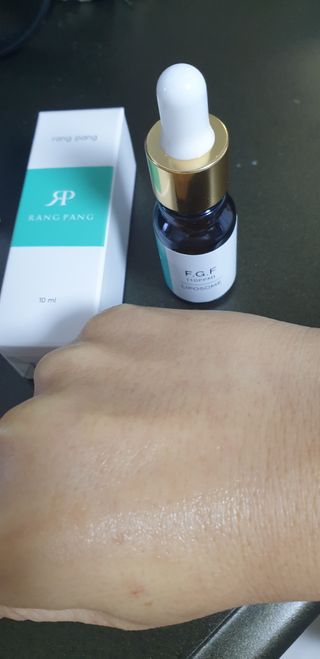 랑팡 EGF+FGF 10ppm 리포좀 앰플 원액 10ml — 4점을 준 리뷰어가 2021년 11월 올린 사용 사진