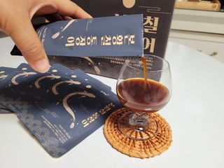 [비린내 완벽제거] 본황칠 통장어 국내산 장어즙 아르기닌 2800mg 장어즙효능 기력보강 — 5점을 준 리뷰어가 2022년 7월 올린 사용 사진