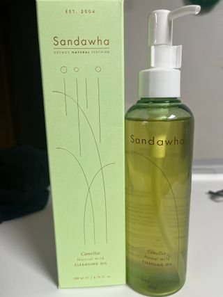 스킨큐어 산다화 순한 클렌징 동백 오일 200ml — 5점을 준 리뷰어가 2023년 2월 올린 사용 사진