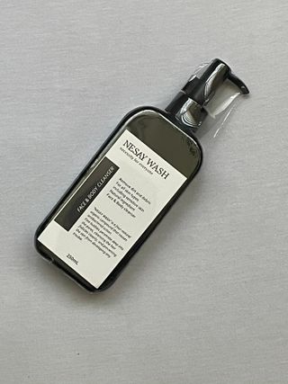 NESAY 네세이 올인원 트러블 워시 250mL — 5점을 준 리뷰어가 2021년 6월 올린 사용 사진