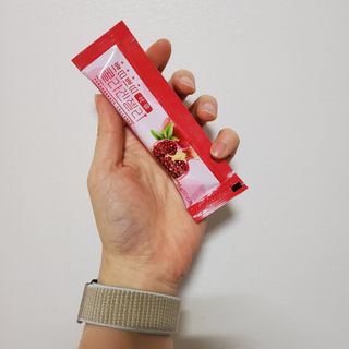헬스업_쁘띠쁘띠석류콜라겐젤리_20g x 14포 — 5점을 준 리뷰어가 2021년 2월 올린 사용 사진