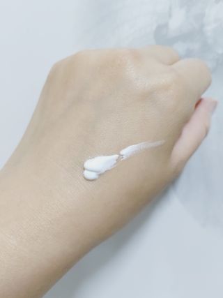 렉스리 데일리 톤업 크림 Rexri Daily Tone Up Cream — 5점을 준 리뷰어가 2022년 7월 올린 사용 사진