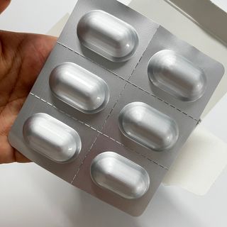 [지셀라] 프로바이오틱스 100억 유산균 보장 (1개월분 / 350mg X 30캡슐) — 5점을 준 리뷰어가 2023년 6월 올린 사용 사진
