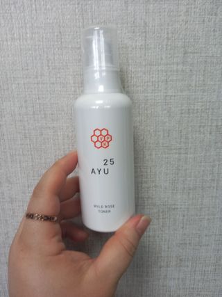 AYU25[아유트웬티파이브] 피부건강에 꼭 필요한 pH 약산성 와일드 로즈토너 — 4점을 준 리뷰어가 2021년 4월 올린 사용 사진