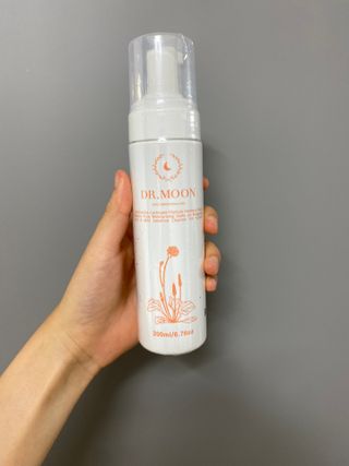 MF프리 [닥터문] 유산균 락토케어 질경초 여성청결제 200ml (폼타입) — 5점을 준 리뷰어가 2022년 7월 올린 사용 사진